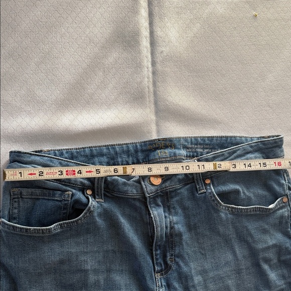 Riders by Lee Classic Blue Women's Denim Jeans. Size 16 - Picture 2 of 8